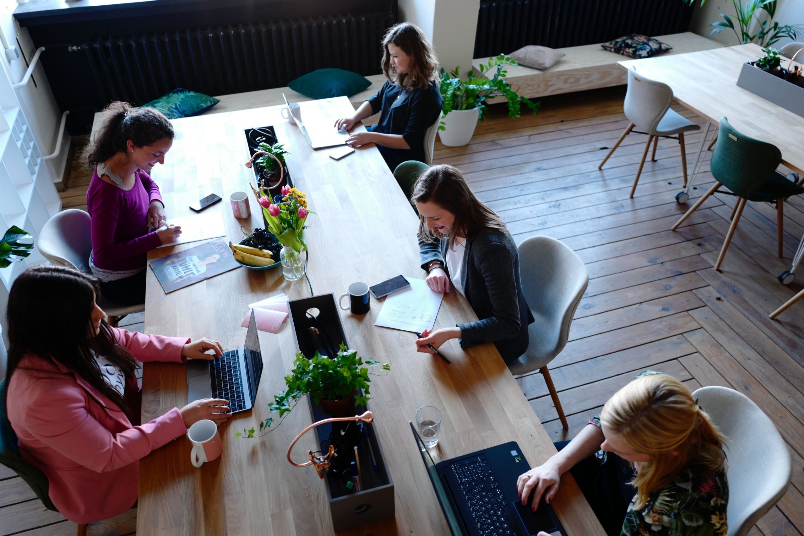women coworking